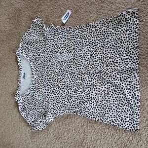 Old Navy L slim fit short sleeve t-shirt tee leopard print